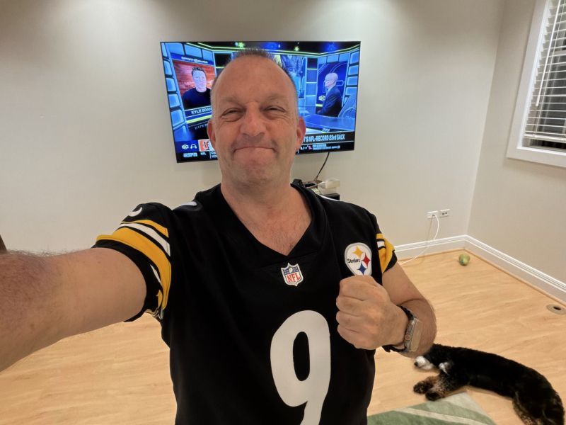 Image for the Tweet beginning: Congrats Miles on you sack